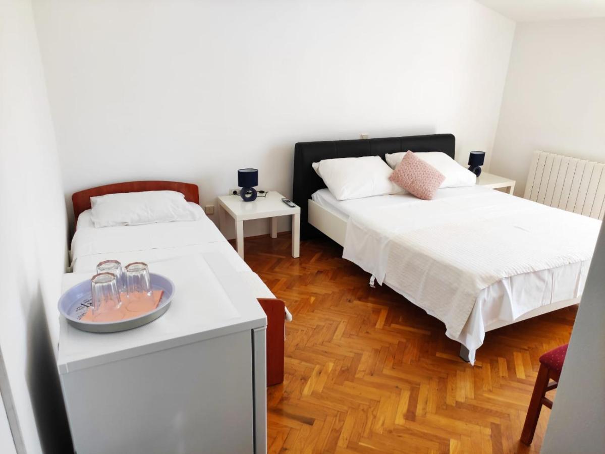 Guesthouse Varnica Каштел-Лукшич Экстерьер фото