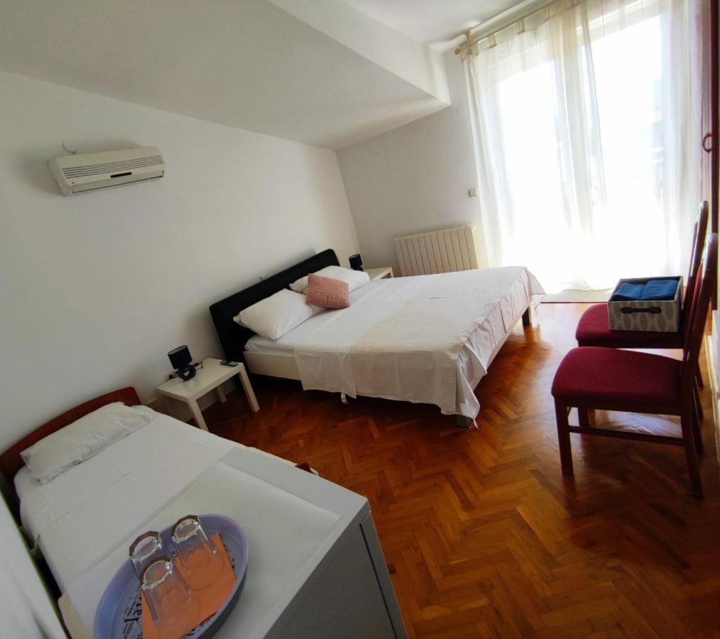 Guesthouse Varnica Каштел-Лукшич Экстерьер фото