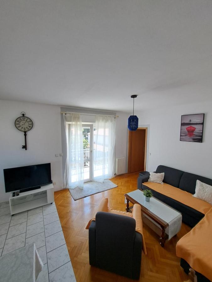 Guesthouse Varnica Каштел-Лукшич Экстерьер фото