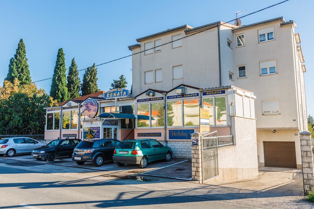 Guesthouse Varnica Каштел-Лукшич Экстерьер фото